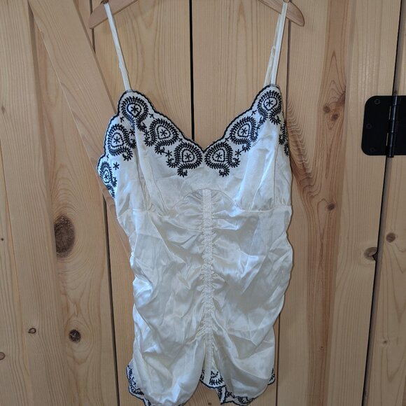 Boston Proper Silk Camisole Size 8 Scalloped Hem Side Zip Close Embroidered - Picture 1 of 9